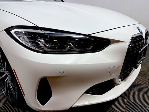 Certified 2023 BMW 430i xDrive Convertible w/ Convenience Package image 24