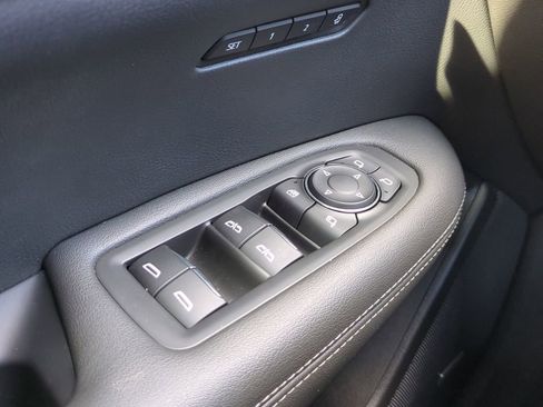 Used 2023 Cadillac XT6 Premium Luxury w/ Technology Package image 25