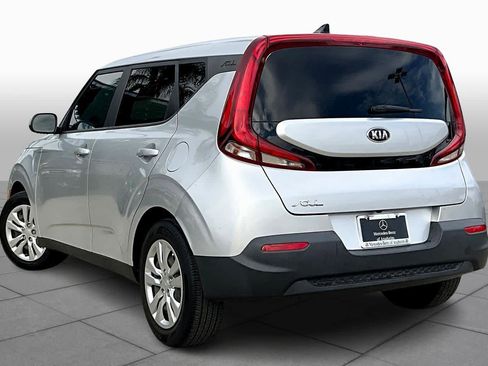 Used 2021 Kia Soul LX image 11