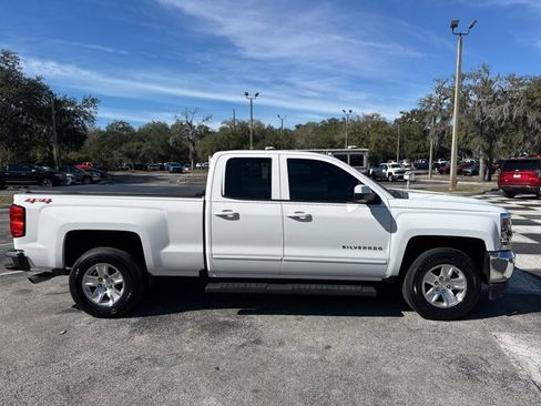 Used 2018 Chevrolet Silverado 1500 LT w/ All Star Edition image 41