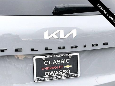 Used 2022 Kia Telluride EX w/ EX Premium Package image 23