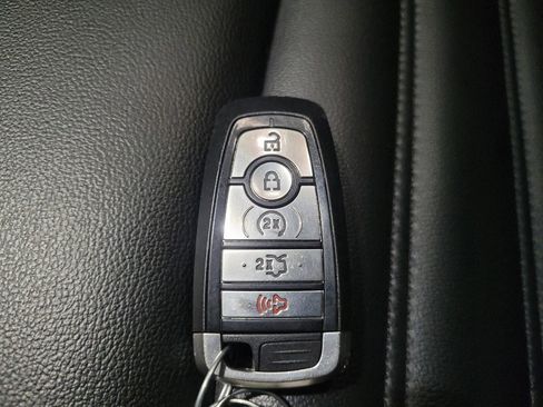 Used 2019 Ford Edge SEL w/ Equipment Group 201A image 32