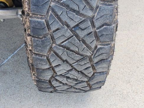 Used 2024 Ford Bronco Badlands image 17