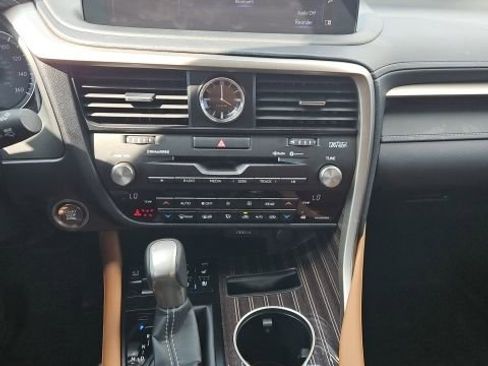 Used 2022 Lexus RX 350L Luxury w/ Accessory Package (Z1) AWD/4WD image 9