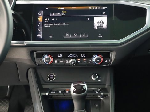 Certified 2024 Audi Q3 2.0T Premium Plus image 20