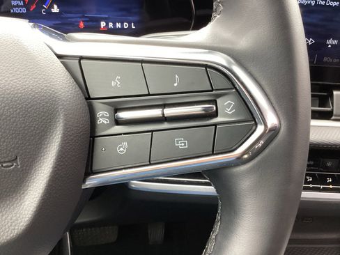 Used 2025 Chevrolet Equinox LT w/ Convenience Package II FWD image 20