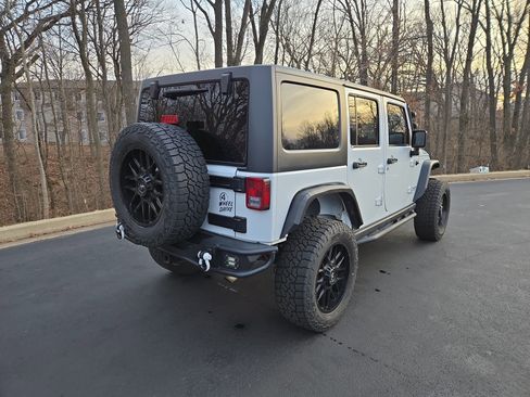 Used 2017 Jeep Wrangler Willys Wheeler image 3