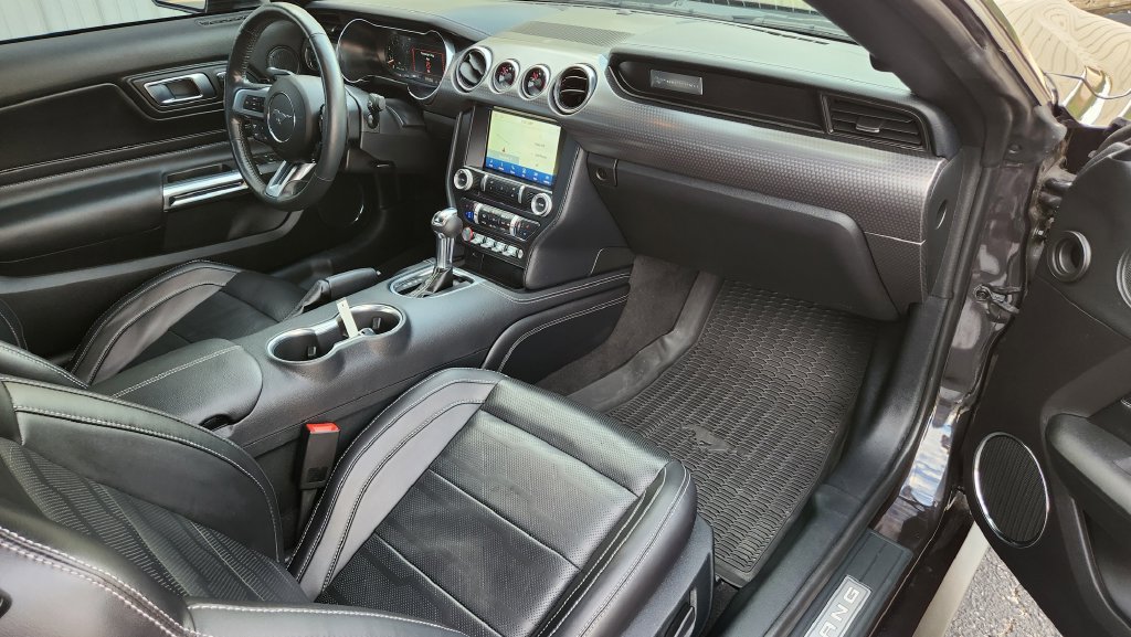 Used 2023 Ford Mustang GT Premium w/ GT Performance Package RWD image 34