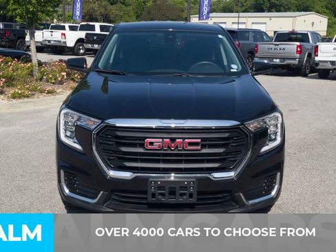 Used 2024 GMC Terrain SLE AWD/4WD image 2