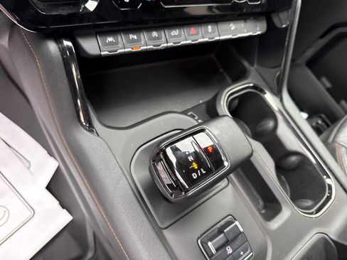 Used 2023 GMC Sierra 1500 AT4 w/ AT4 Preferred Package image 24