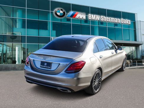 Used 2019 Mercedes-Benz C 300 Sedan image 4