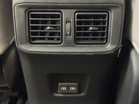 Used 2023 Toyota RAV4 XLE image 18