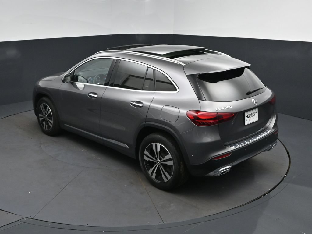 Used 2025 Mercedes-Benz GLA 250 image 35