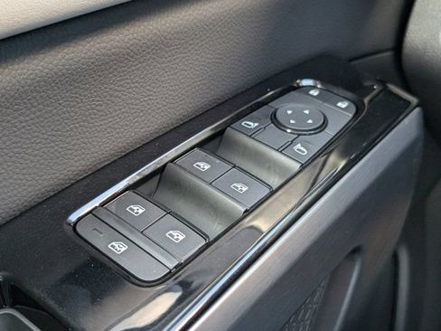New 2026 Nissan Pathfinder SL w/ SL Premium Package FWD image 12