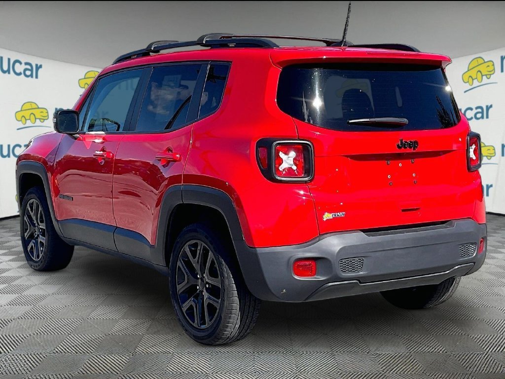 Used 2023 Jeep Renegade Altitude AWD/4WD image 4