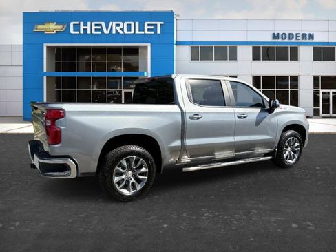 Used 2025 Chevrolet Silverado 1500 LT w/ Z71 Off-Road Package AWD/4WD image 5