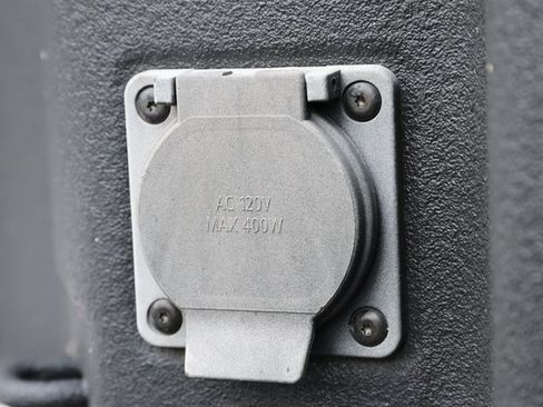 Used 2022 Chevrolet Silverado 2500 High Country w/ Z71 Off-Road Package image 14