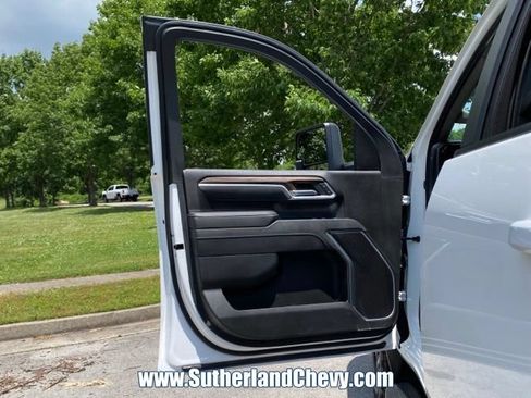 Used 2025 Chevrolet Silverado 2500 LT w/ All Star Edition AWD/4WD image 18