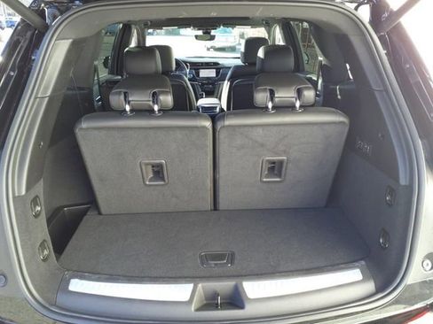 Certified 2023 Cadillac XT6 Premium Luxury w/ Technology Package image 5