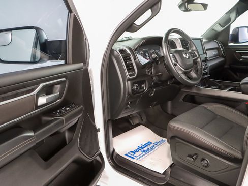 Used 2023 RAM 1500 Big Horn AWD/4WD image 3