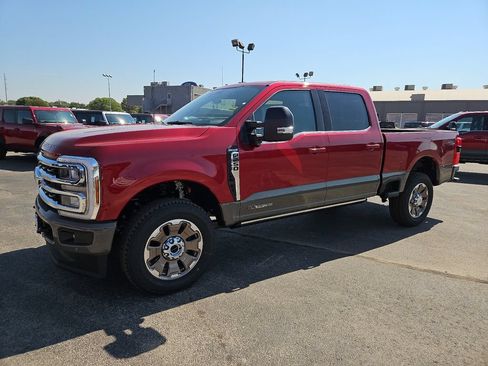 New 2026 Ford F250 King Ranch w/ FX4 Off-Road Package AWD/4WD image 5