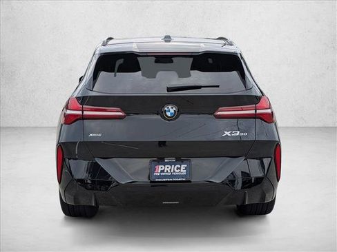 Certified 2025 BMW X3 xDrive30i w/ M Sport Package image 7