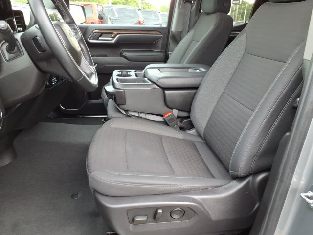 Used 2024 Chevrolet Silverado 1500 RST w/ Protection Package AWD/4WD image 6