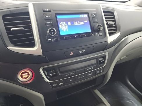 Used 2016 Honda Pilot LX image 30