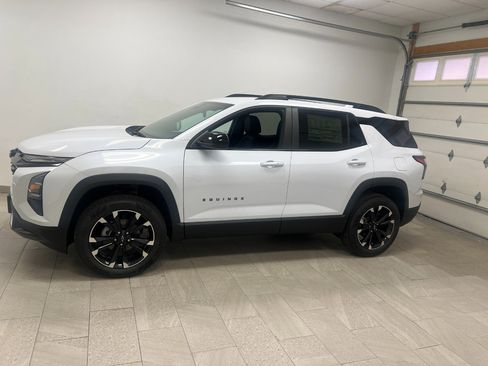 New 2026 Chevrolet Equinox RS image 5