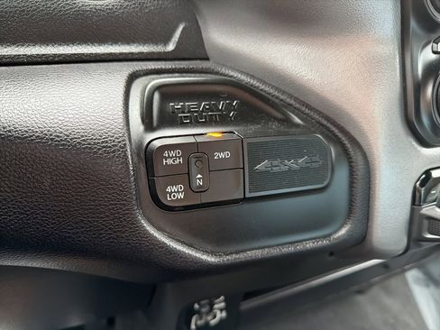 Used 2024 RAM 2500 Big Horn image 27