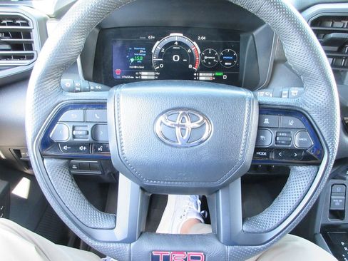 Used 2024 Toyota Sequoia TRD Pro AWD/4WD image 28