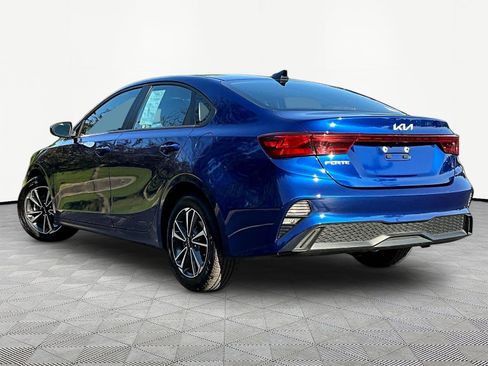 Used 2024 Kia Forte LXS FWD image 4