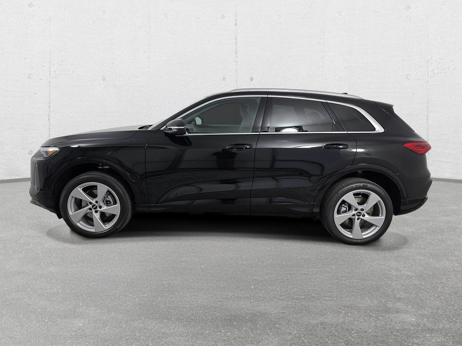New 2026 Audi Q5 Premium Plus AWD/4WD image 4