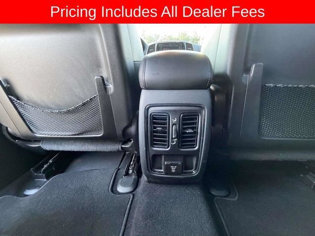 Used 2019 Jeep Grand Cherokee Altitude AWD/4WD image 18
