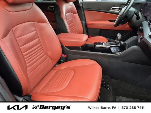 Certified 2023 Kia Sportage SX AWD/4WD image 28