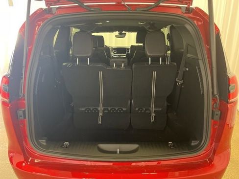 New 2025 Chrysler Pacifica Select image 19