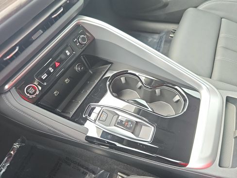 New 2025 Audi Q5 Premium Plus image 24