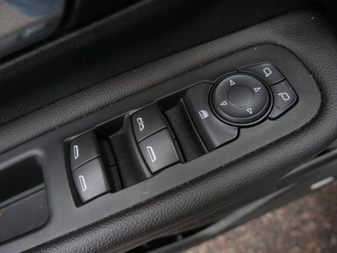 Used 2021 GMC Terrain SLT w/ Infotainment Package II AWD/4WD image 21