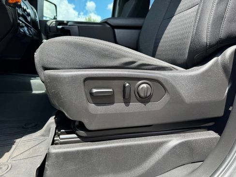 Certified 2023 Chevrolet Silverado 2500 LT AWD/4WD image 19