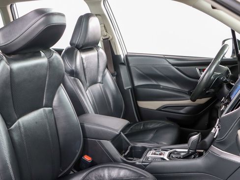 Used 2023 Subaru Forester Limited image 27