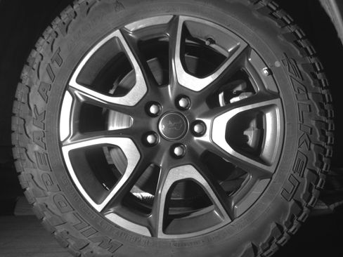 Used 2025 Jeep Compass Trailhawk image 13