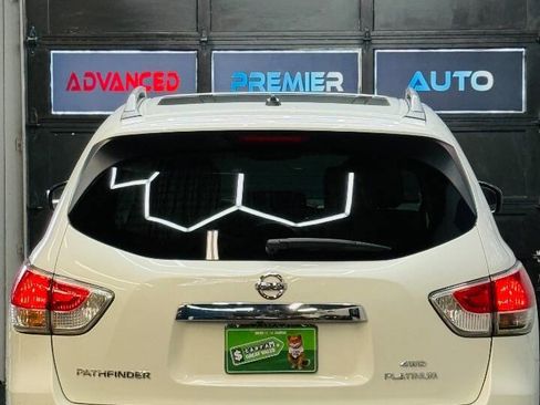 Used 2013 Nissan Pathfinder Platinum w/ Platinum Premium Pkg image 13