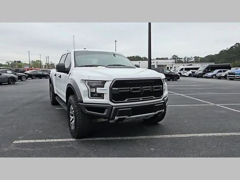 Used 2018 Ford F150 Raptor w/ Equipment Group 801A Mid image 18