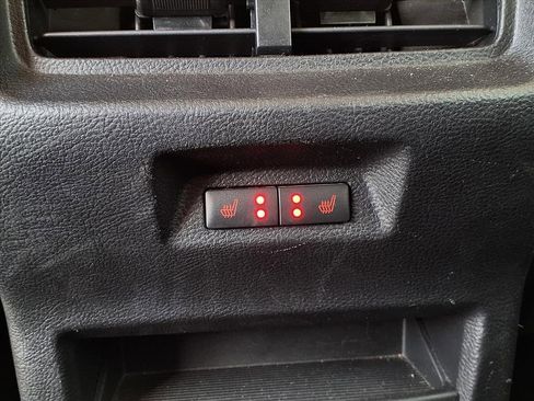 Used 2017 Ford Edge Titanium w/ Equipment Group 302A image 10