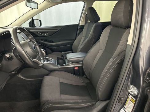 Used 2023 Subaru Outback Premium image 6
