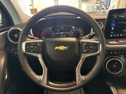Used 2023 Chevrolet Blazer LT w/ Convenience Package FWD image 18