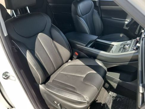 Certified 2024 Hyundai Palisade SEL FWD image 21