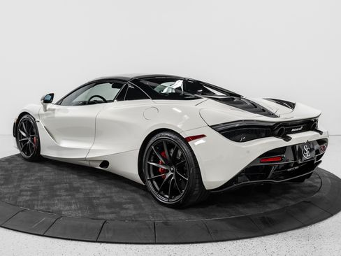 Used 2021 McLaren 720S Performance RWD image 19