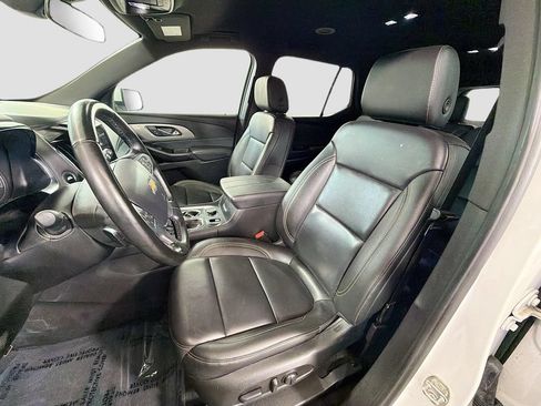 Used 2023 Chevrolet Traverse LT w/ LPO, Floor Liner Package AWD/4WD image 21