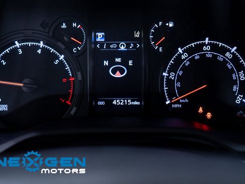 Used 2021 Toyota 4Runner SR5 Premium image 9